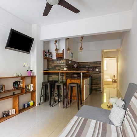 Comfy Apartment Close To Floisvos Beach Atenas Exterior foto